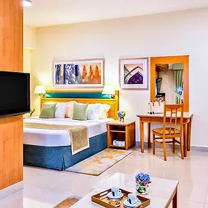 Golden Sands Apartahotel